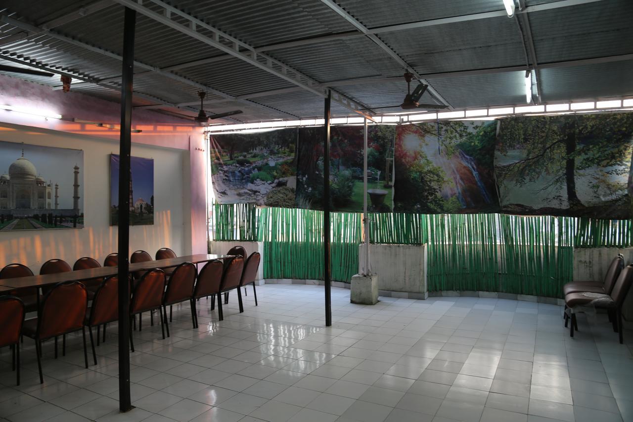 A New Delhi Hotel Orchid Garden Εξωτερικό φωτογραφία