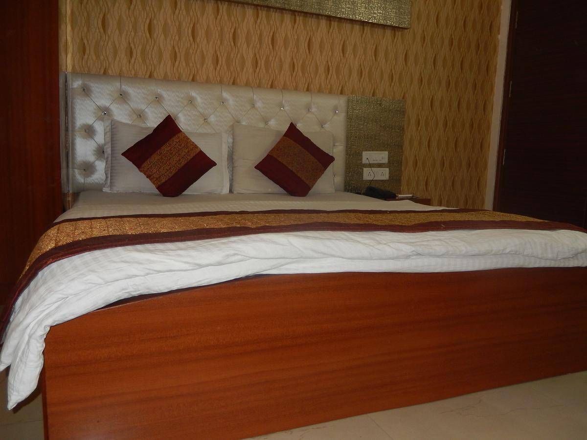 A New Delhi Hotel Orchid Garden Εξωτερικό φωτογραφία